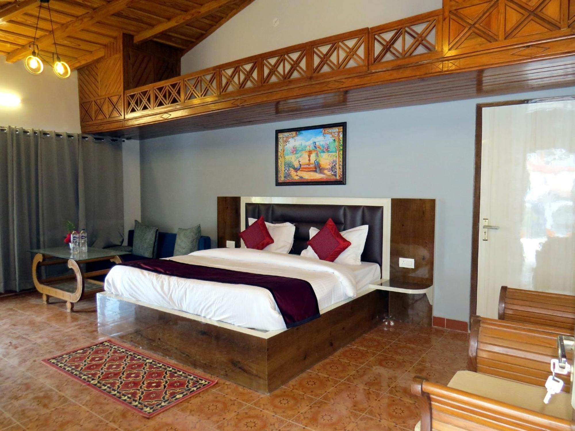 Hotel Haya Palace 奈尼塔尔 外观 照片