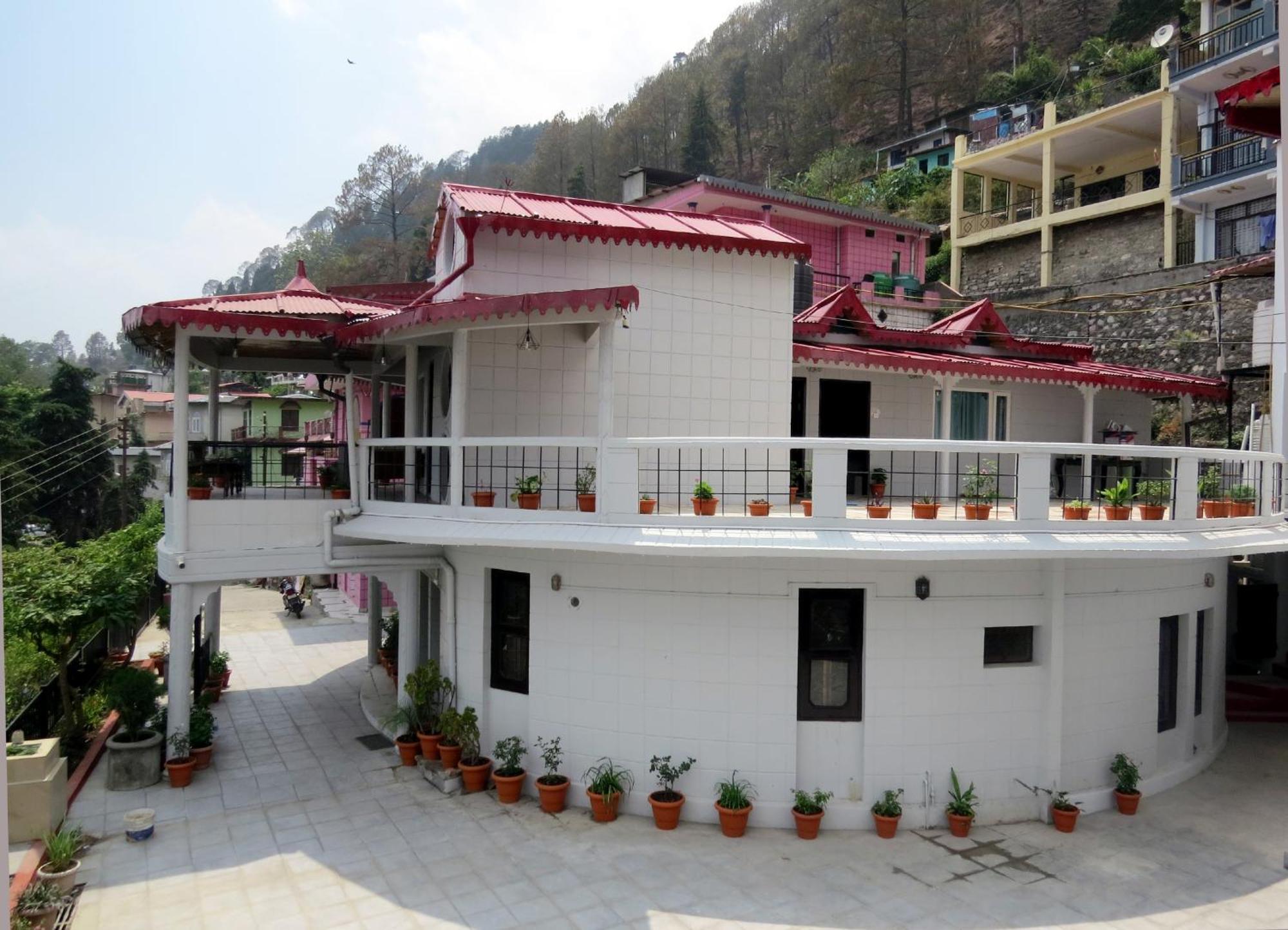 Hotel Haya Palace 奈尼塔尔 外观 照片
